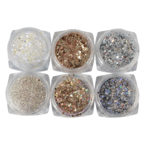 Ensemble de 12 paillettes pour ongles de couleurs variées.