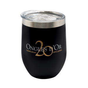 Ongles d'Or Coupe à Vin Isolée fini Noir 20 Ans